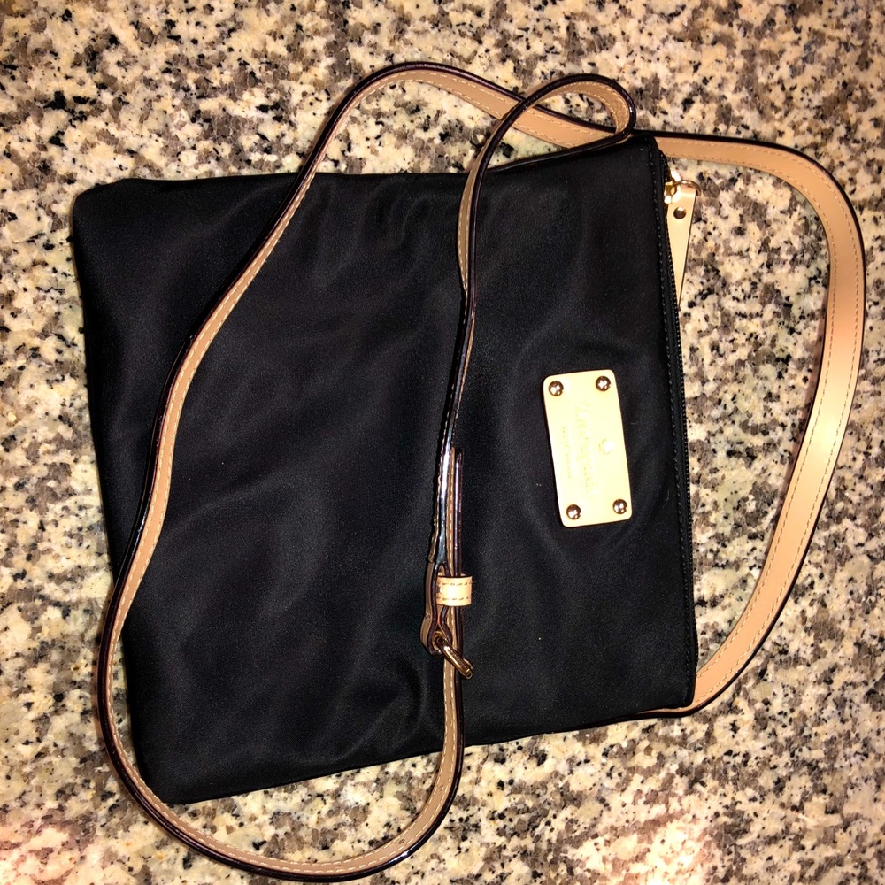 Simple Kate Spade Cross Body!